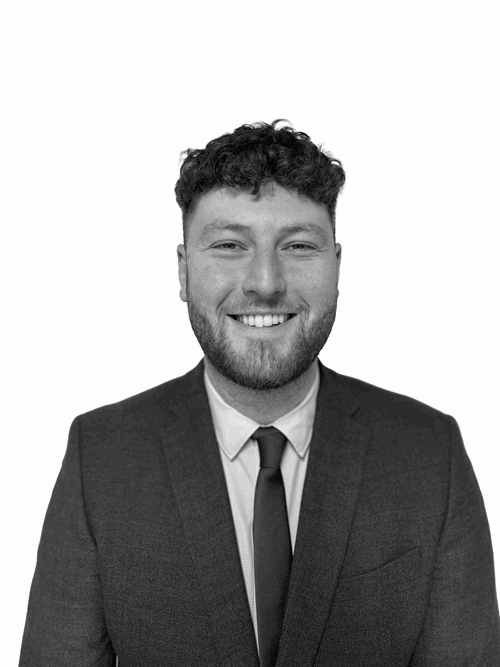  Luke Denneny Consultant